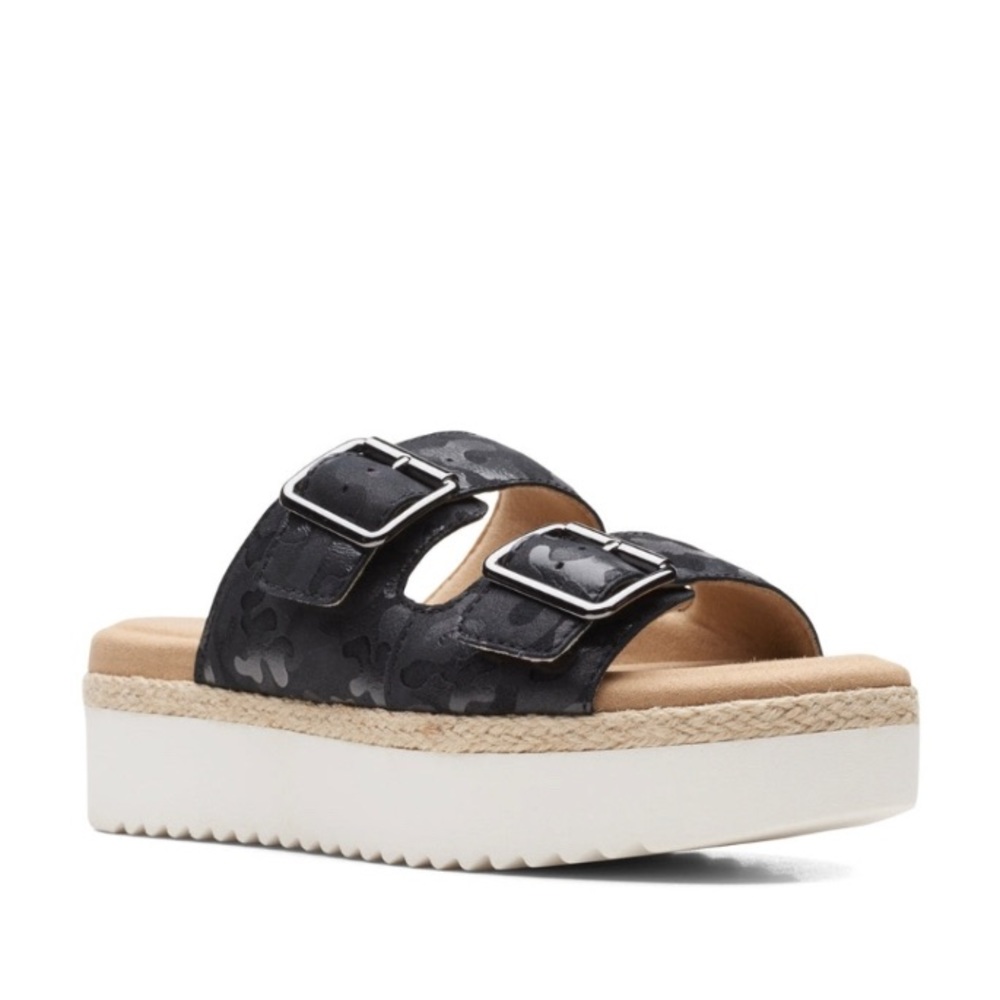 Clarks Lana Beach Black Camo Sandals